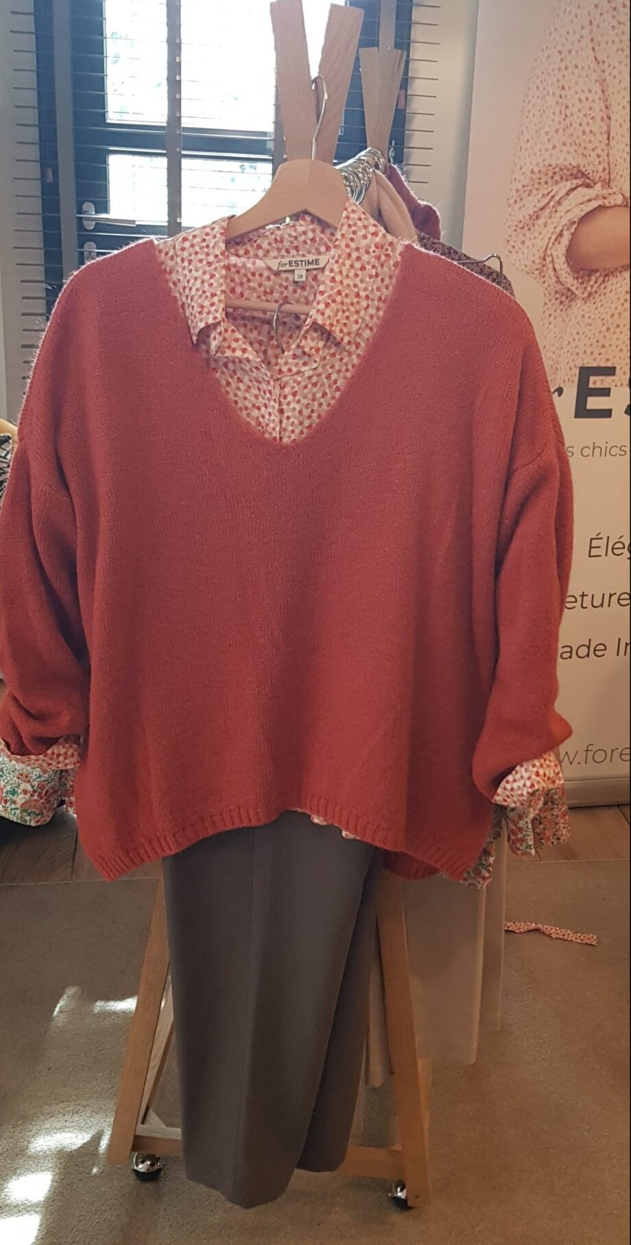 Pull maille saumon col V chaud pour personnes agées