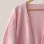 Gilet manches longues Gaelle de coloris rose poudré pour femme senior - forESTIME