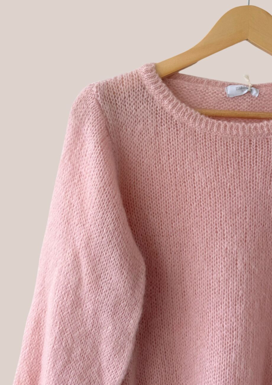 Zoom sur le Pull Pascaline de coloris rose poudre - forESTIME