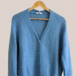Gilet Gloria bleu, manches longues vue de face - forESTIME