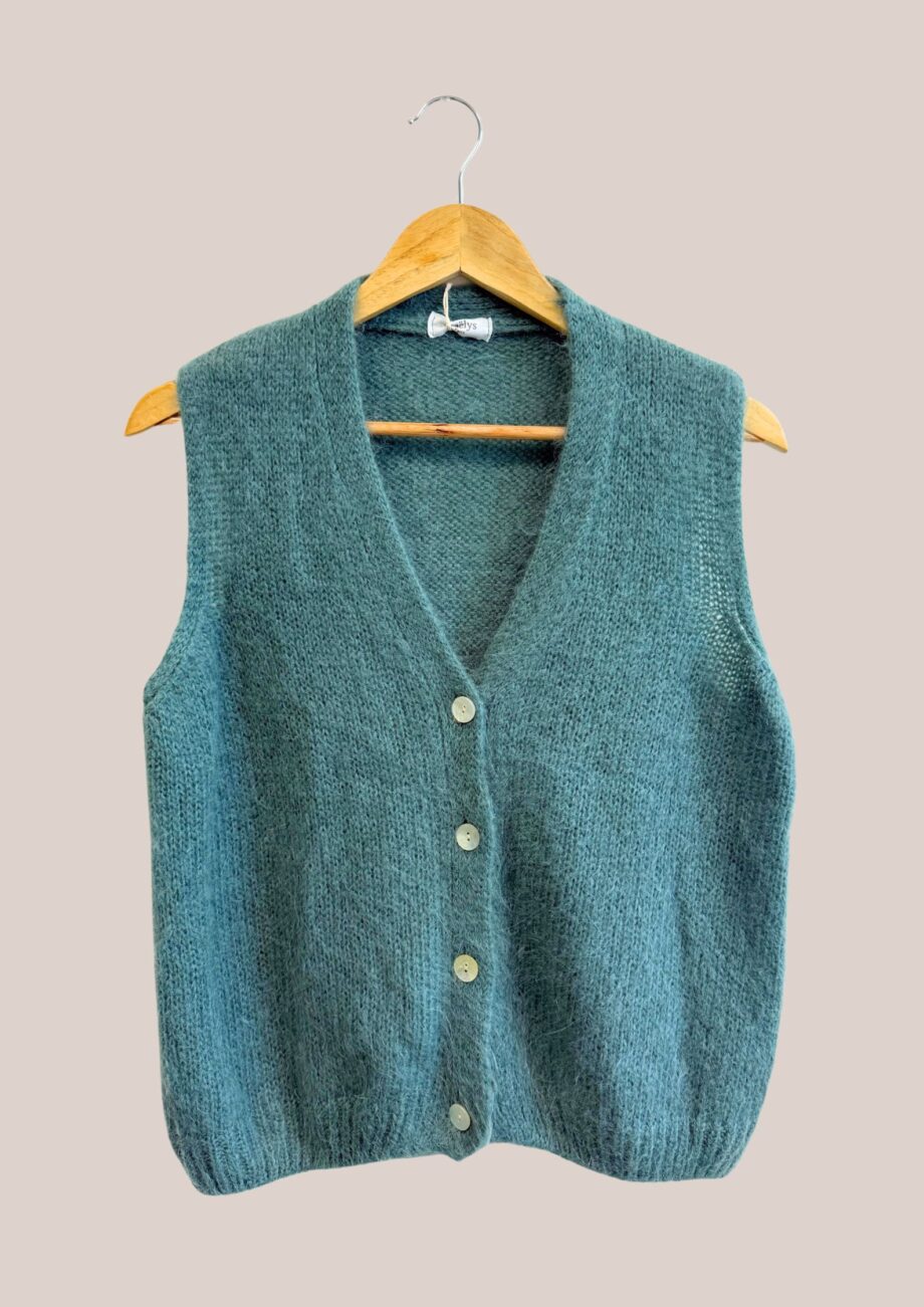 Pull femme senior Gwendoline vert sans manche vue de face - forESTIME