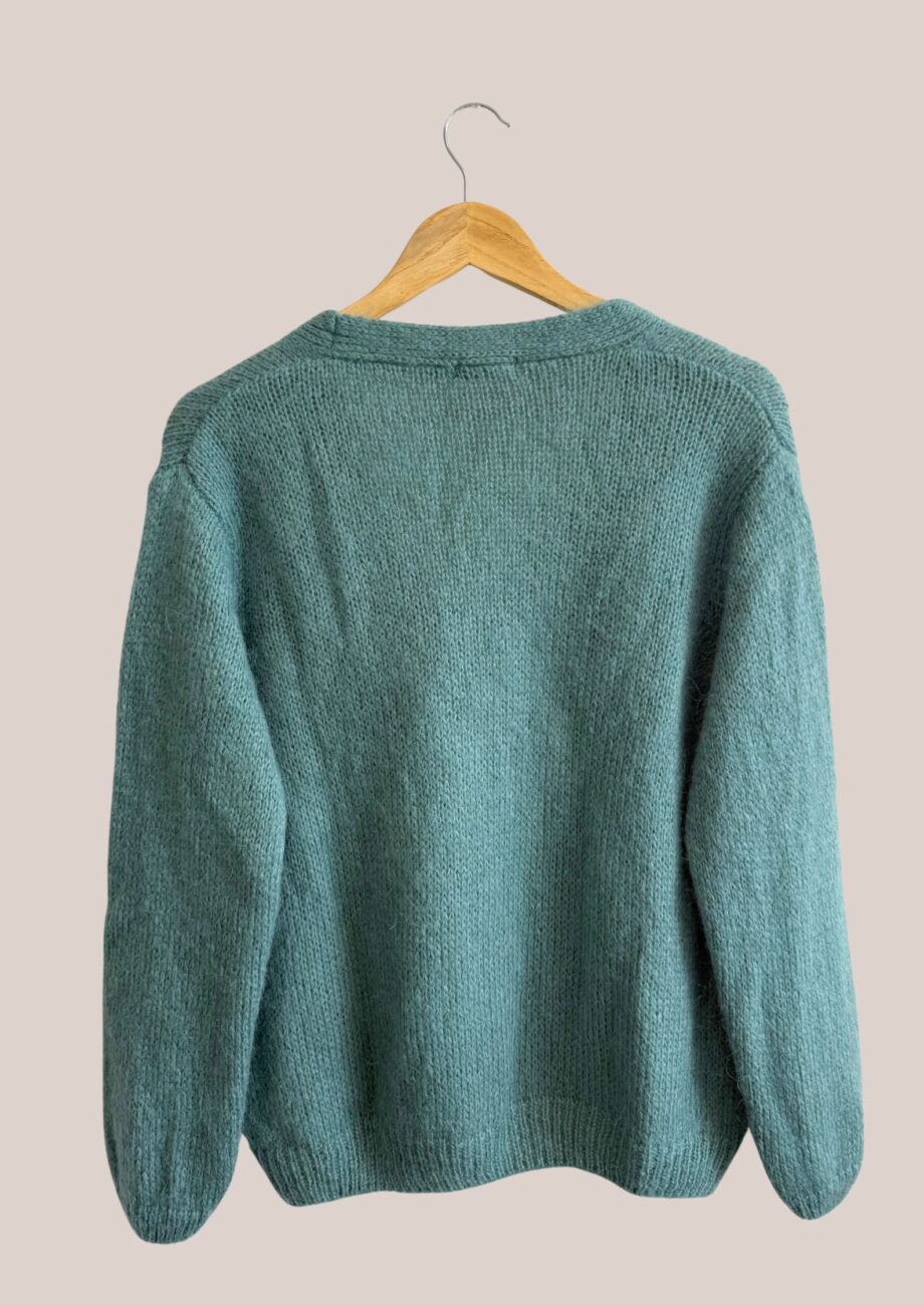 Gilet vert céladon femme manches longues, Gloria vue de dos - forESTIME