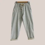 pantalon pour les personnes âgées avec une taille élastique coloris blanc gris rayé