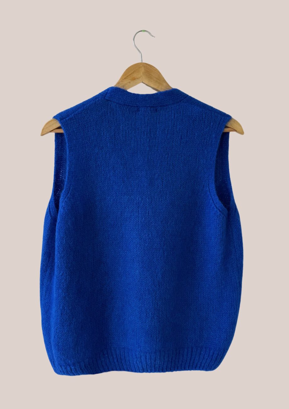 Pull boutonné sans manches col V, Gwendoline coloris bleu vif - forESTIME