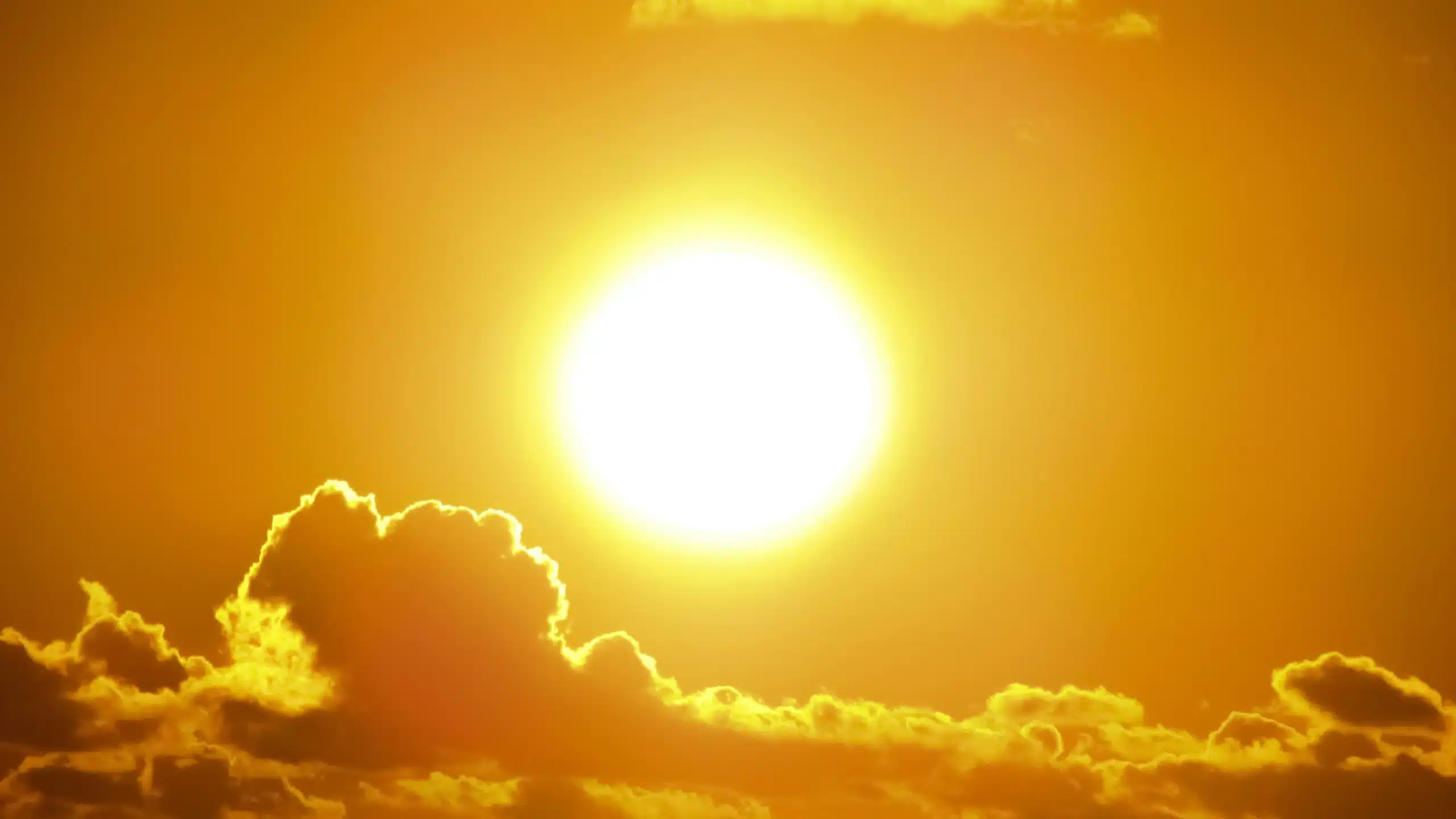image d'article, un soleil pour anoncer les chaleurs à venir