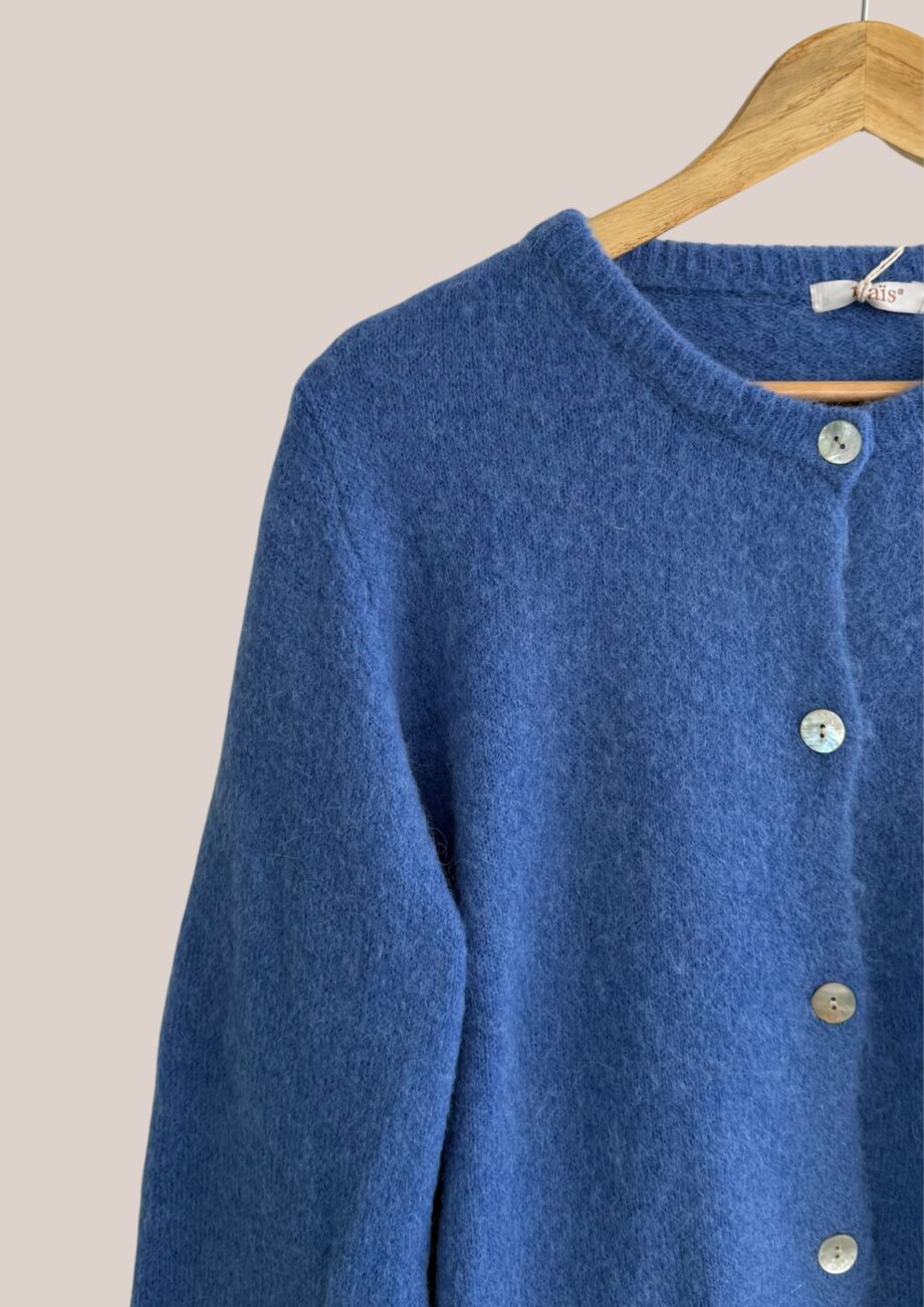Gilet Gayane bleu jean, idéal pour femme senior - forESTIME