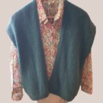Cardigan sans manches pour seniors vert emeraude sans boutons