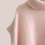 Pull rose poudré Plume pour femme senior - forESTIME
