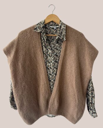 Gilet Gaby Camel avec chemise pour femme senior - forESTIME