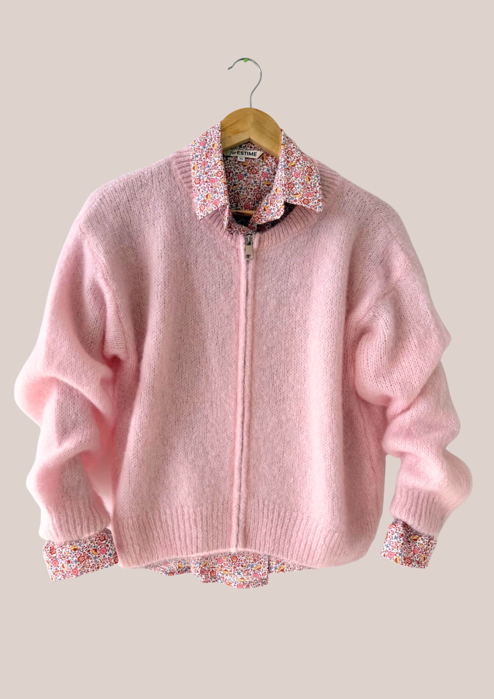 Gilet femme senior à zip rose poudré, manches longues avec chemise à fleurs - forESTIME
