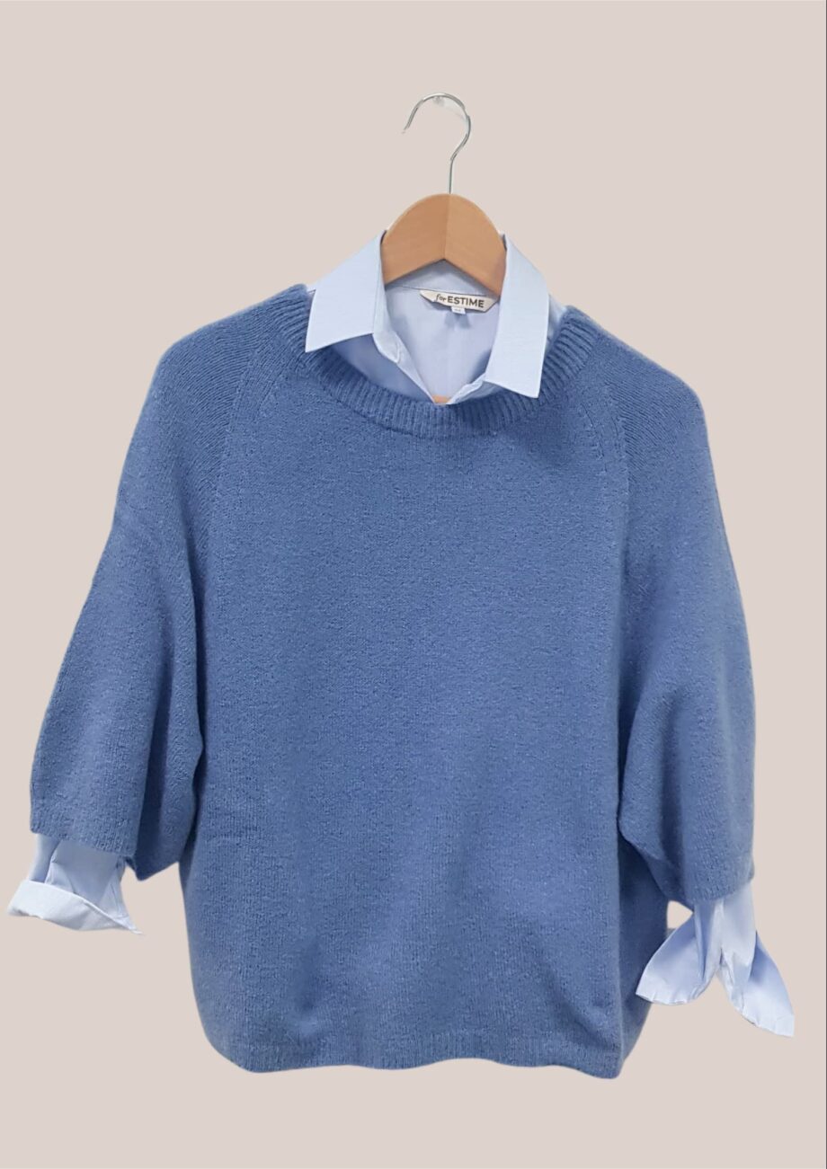 Pull senior en maille toute douce bleu pour senior. Pull col rond forme trapeze