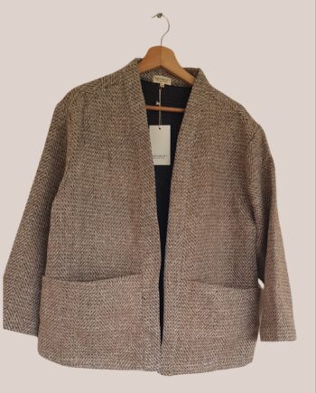 Veste sans boutons beige foncé pour femme senior