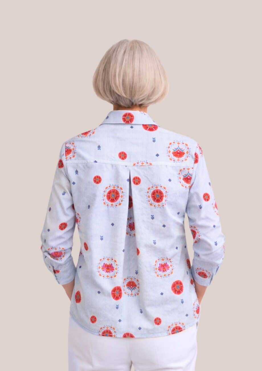 Chemisier Charlotte sans boutons, rayé imprimé rouge idéal pour femme senior - forESTIME