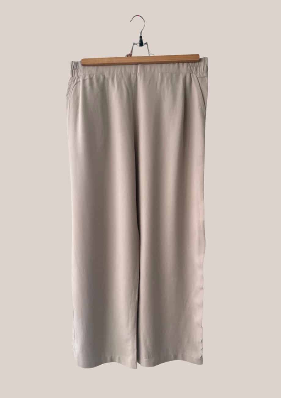 Pantalon beige clair philippine senior large et fluide, avec taille élastique - forESTIME