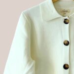Gilet boutonné, Gladys coloris écru. Manches longues pour femme senior - forESTIME