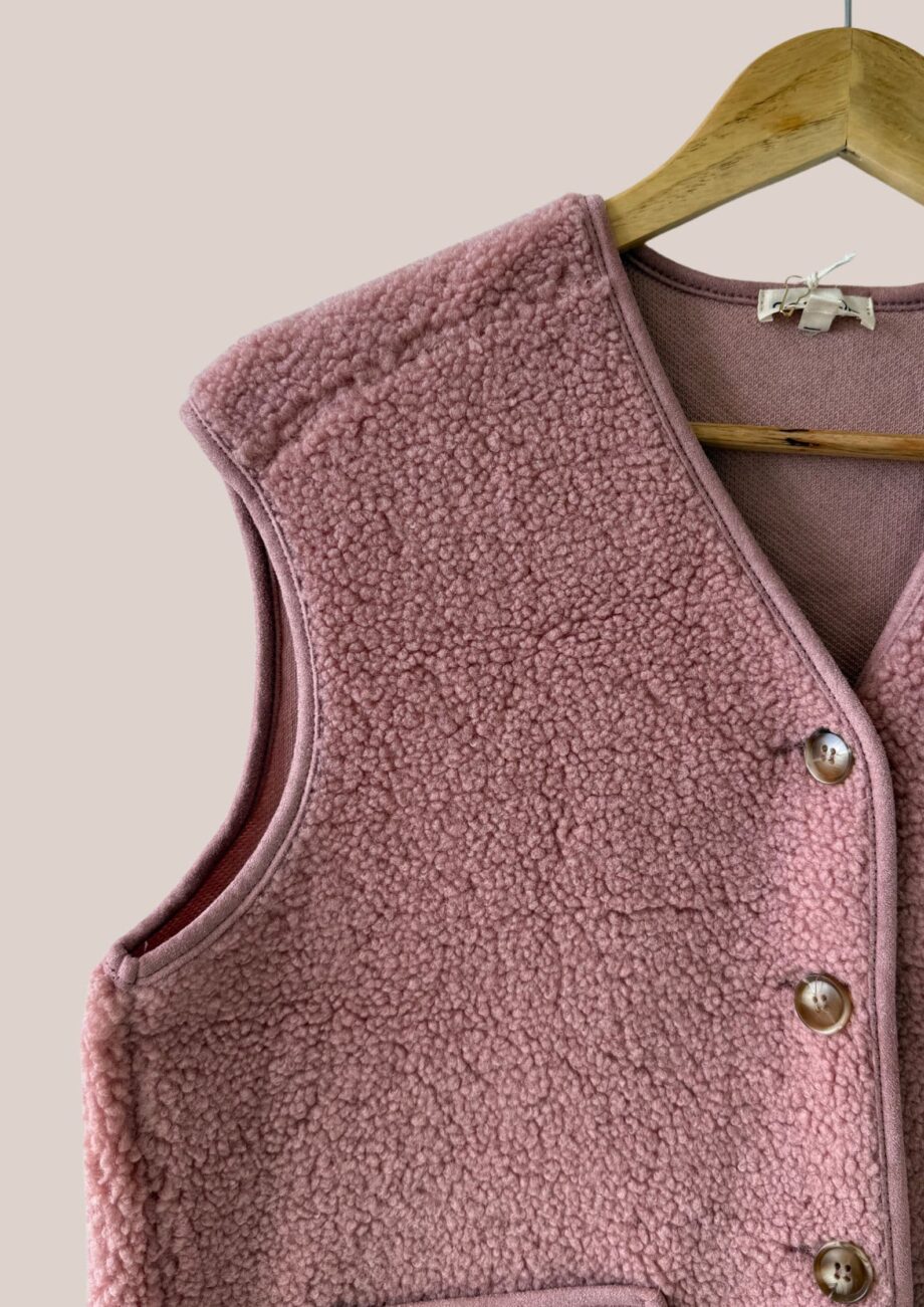 Gilet moumoute rose sans manches, femme senior - forESTIME