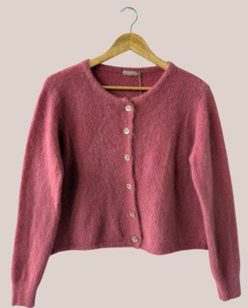 Gilet Gina vue de face rose thé femme avec boutons dorés - forESTIME