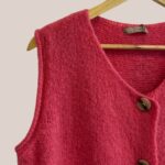 Gilet sans manches avec boutons pour femme seniors de coloris rose blush - forESTIME