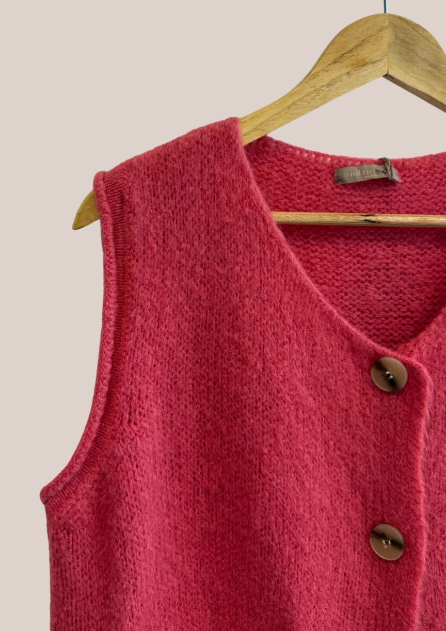 Gilet sans manches avec boutons pour femme seniors de coloris rose blush - forESTIME