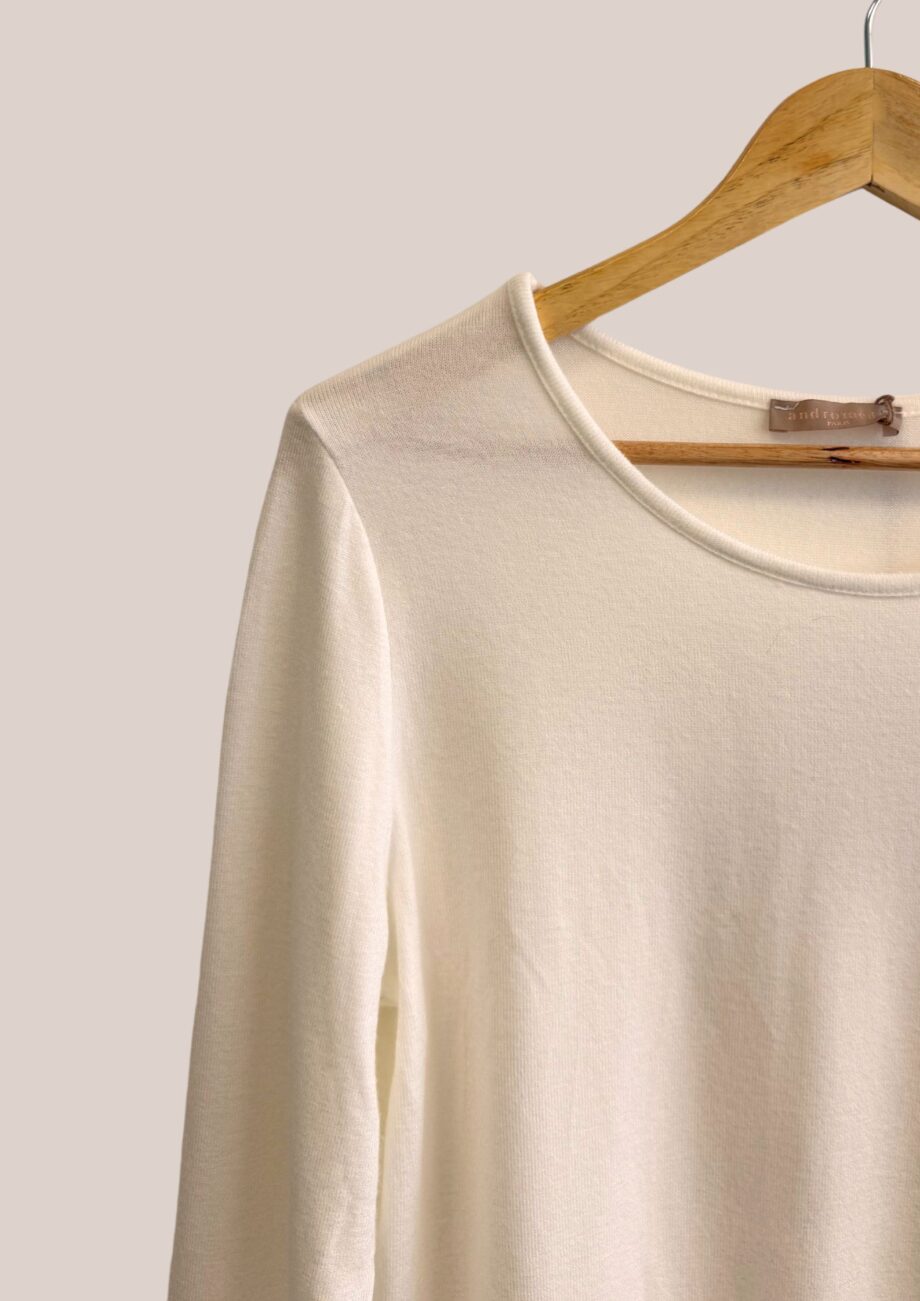 Tee-shirt blanc beige manches longues zoom - forESTIME