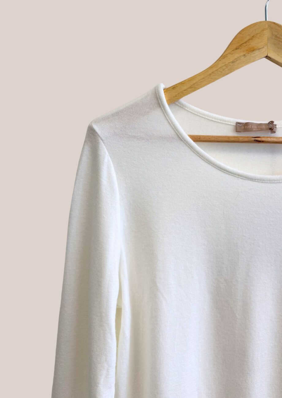 Tee-shirt blanc cassé manches longues zoom - forESTIME