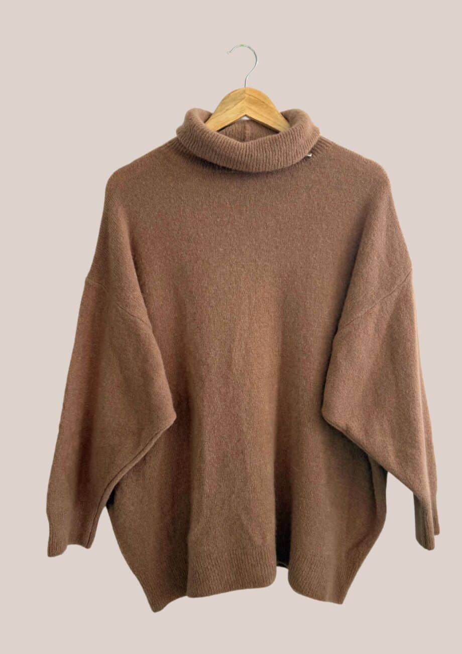 Pull Paule de coloris camel idéal pour grandes tailles - forESTIME
