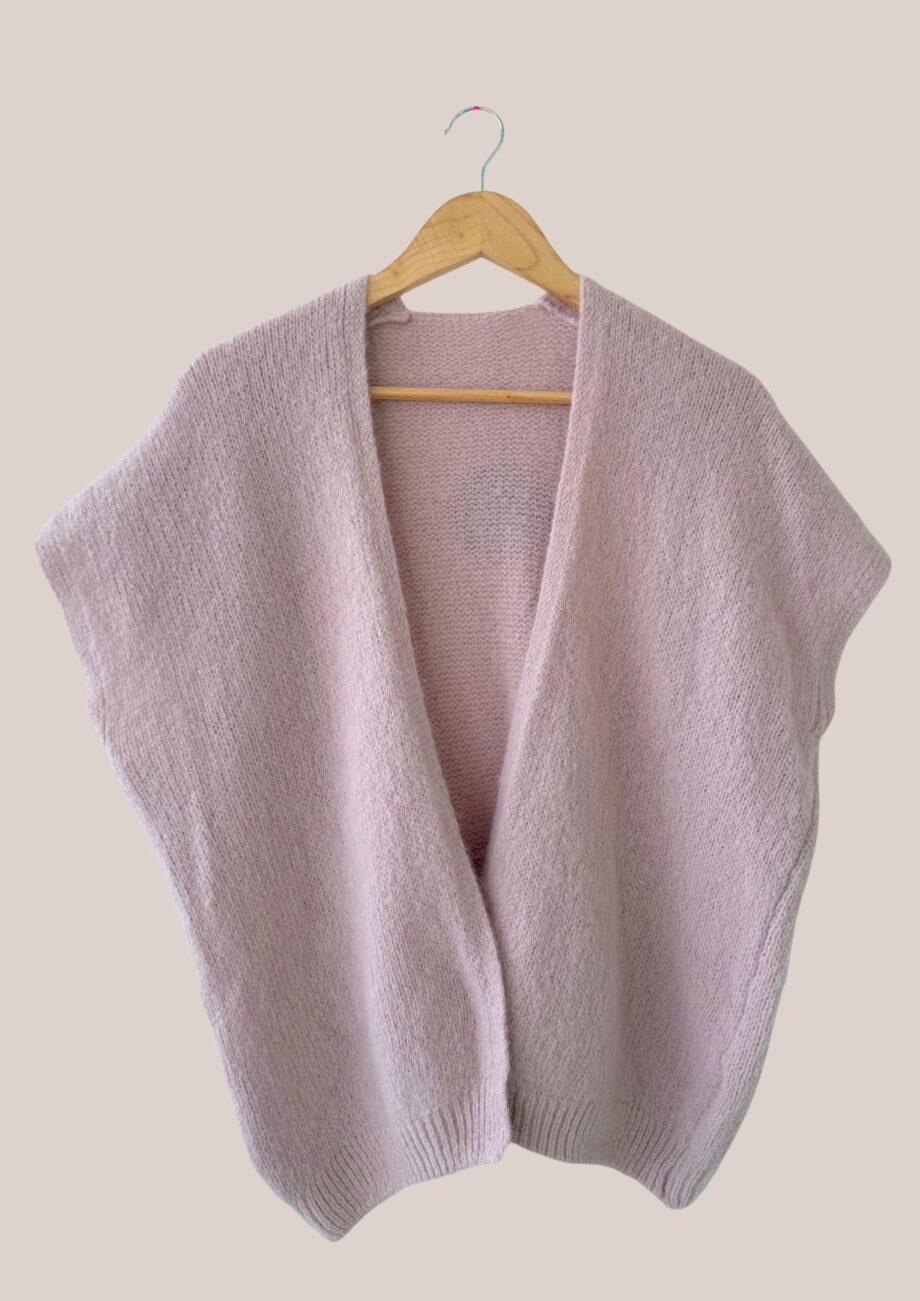 Gilet sans manches de coloris rose grisé pour femme senior - forESTIME
