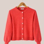 Gilet femme senior, coloris corail idéal pour femme senior