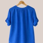 blouse bleu femme dos fluide