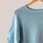 Pull manches courtes, femme senior en coloris bleu ciel