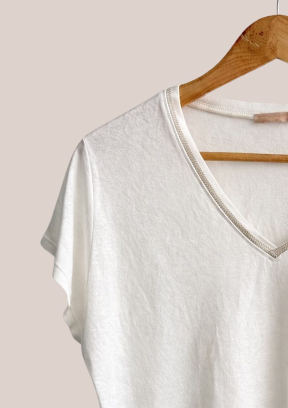 tee-shirt Telia coloris écru idéal pour femme senior. 100% coton confortable