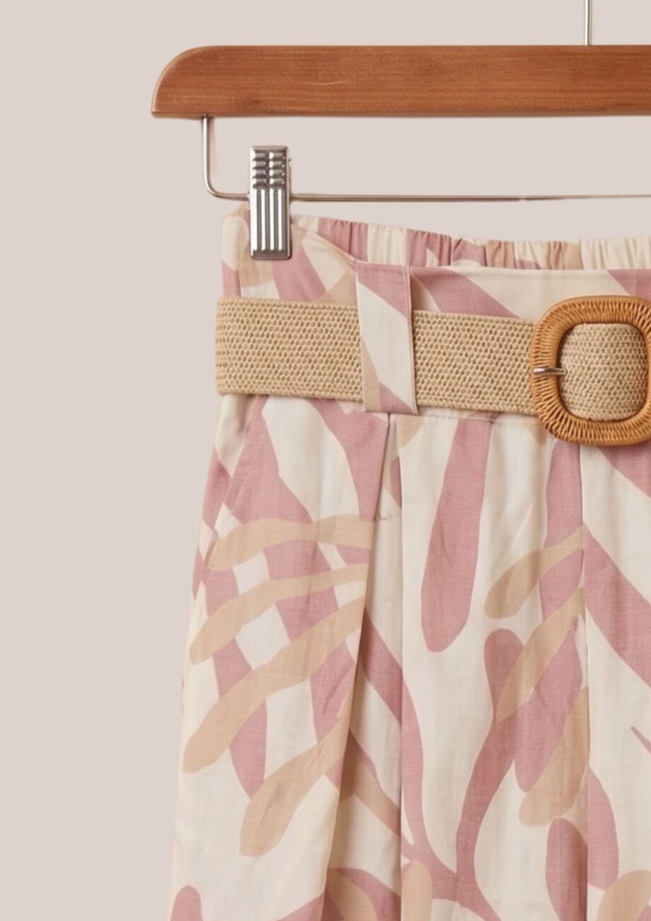 Zoom sur le Pantalon Pierto en coloris Rose beige - forESTIME